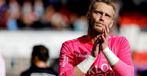 cillessen vrouw|Keeper Jasper Cillessen heeft kind bij Spaanse ex